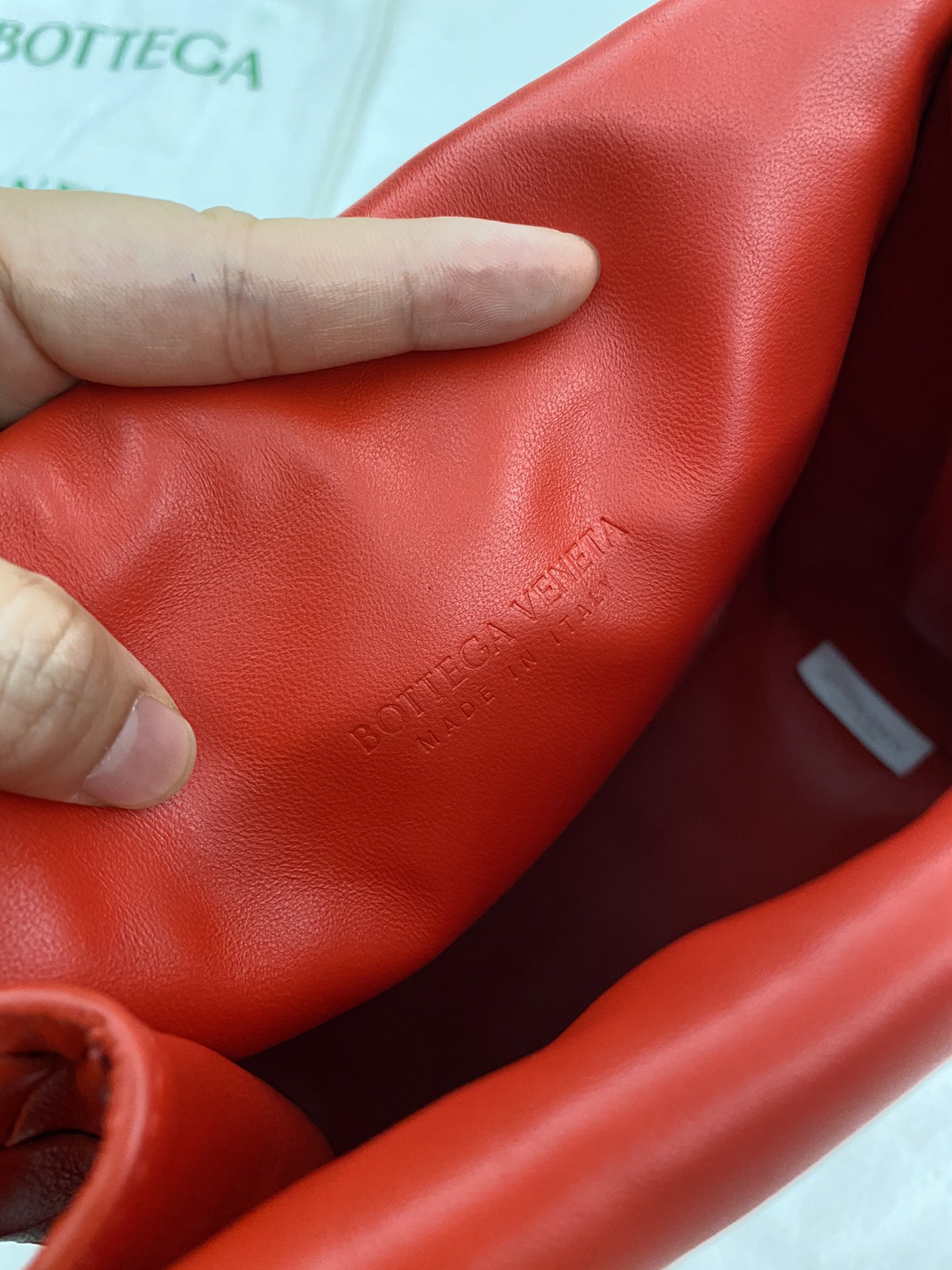 B0tt*ga Ven*ta Backpack Red, For Women, Women’s Bags 8.9in/22.5cm