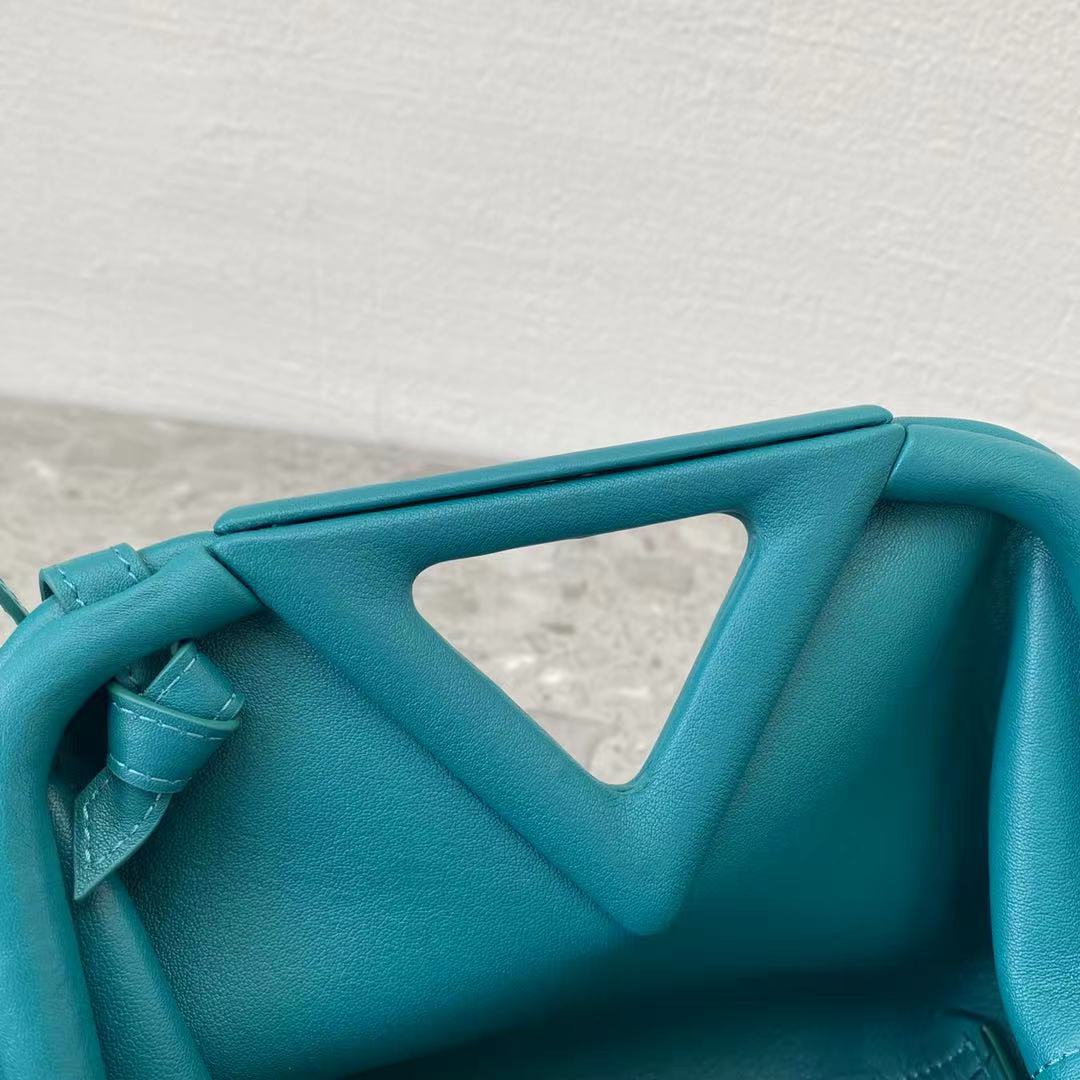 B0tt*ga Ven*ta Point Blue, For Women, Women’s Bags 8.6in/22cm 658476VCP403118