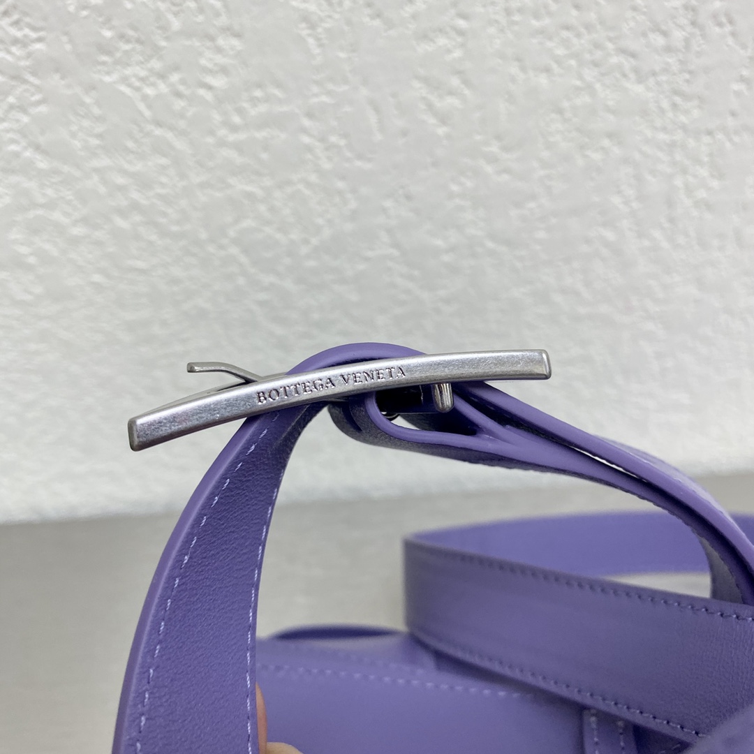 B0tt*ga Ven*ta Padded Cassette Violet, For Women, Women’s Bags 10.2in/26cm