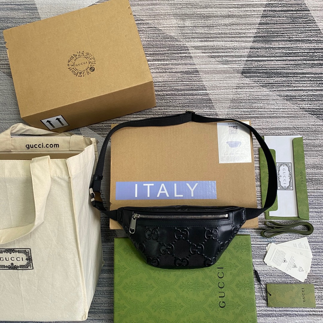 Gvc*1 GG Embossed Belt Bag Black GG Embossed For Men  9.1in/23cm GG 658582 1W3CN 1000