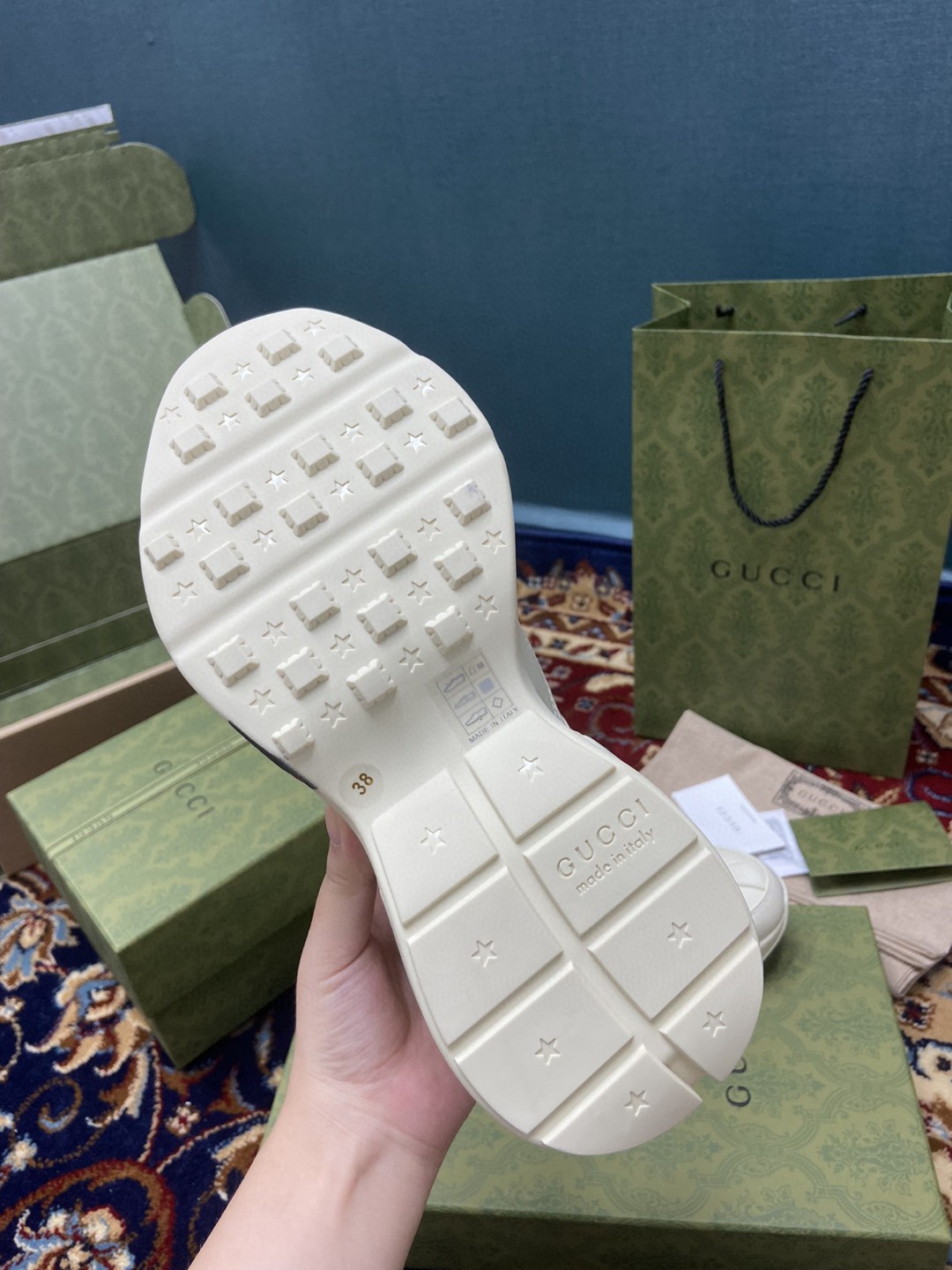 Disney x Gvc*1 Men’s Rhyton Sneakers With Donald Duck White Ivory For Men 646509-DRW00-9522