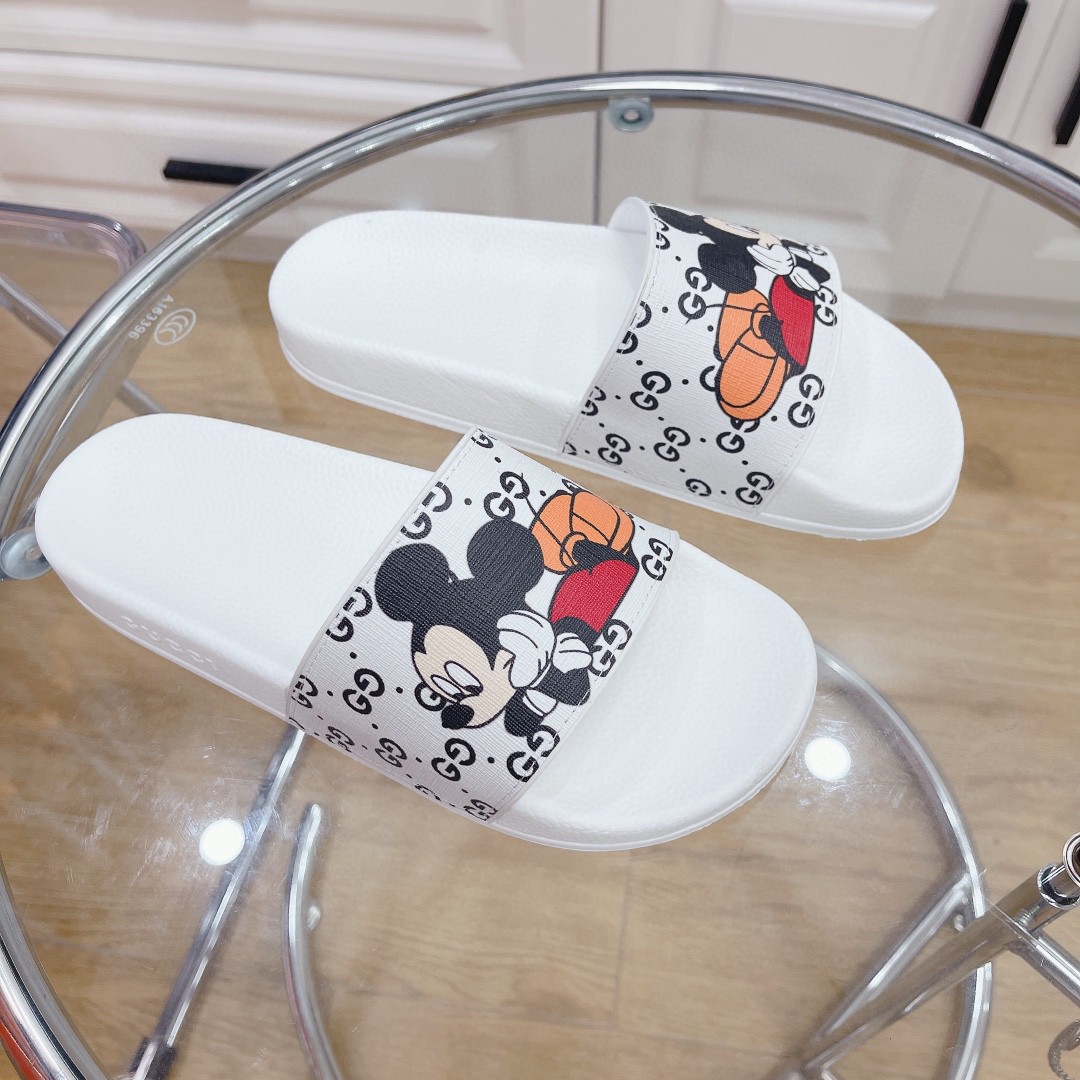 Gvc*1 Women’s GG Slide Sandal With Mickey Mouse White For Women 407345