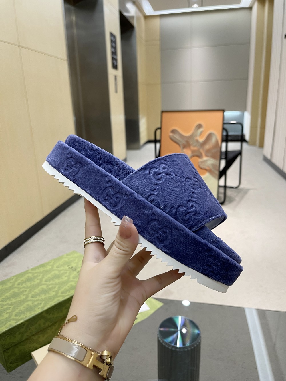 Gvc*1 Women’s GG Platform Sandal Purple For Women GG