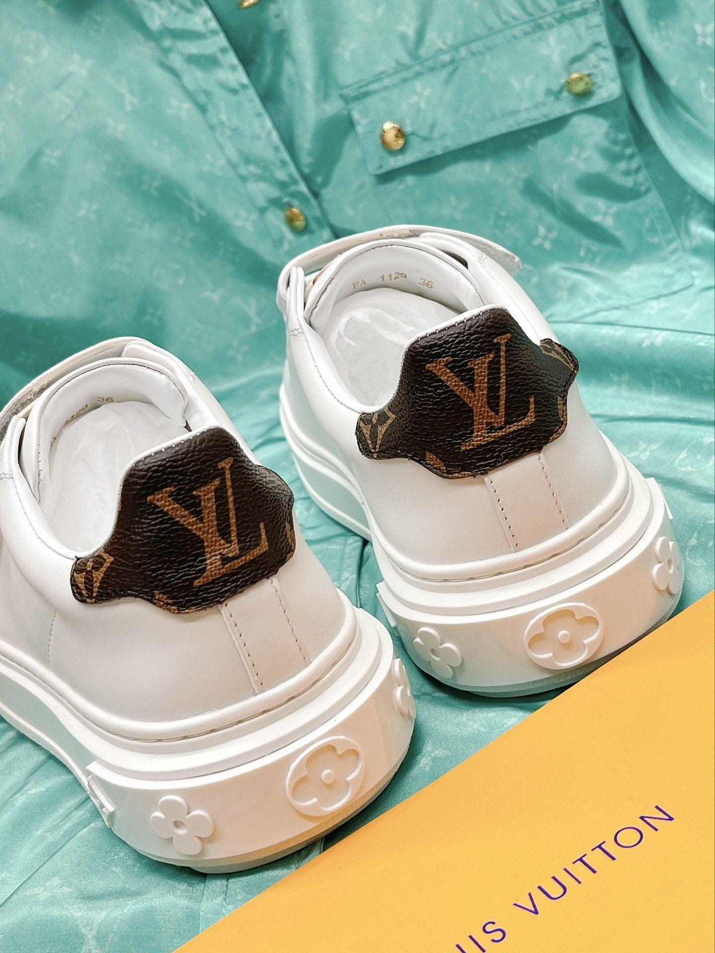 L0vis Vvtt0n Women’s Time Out Sneaker Brown For Women LV 1AAF7J