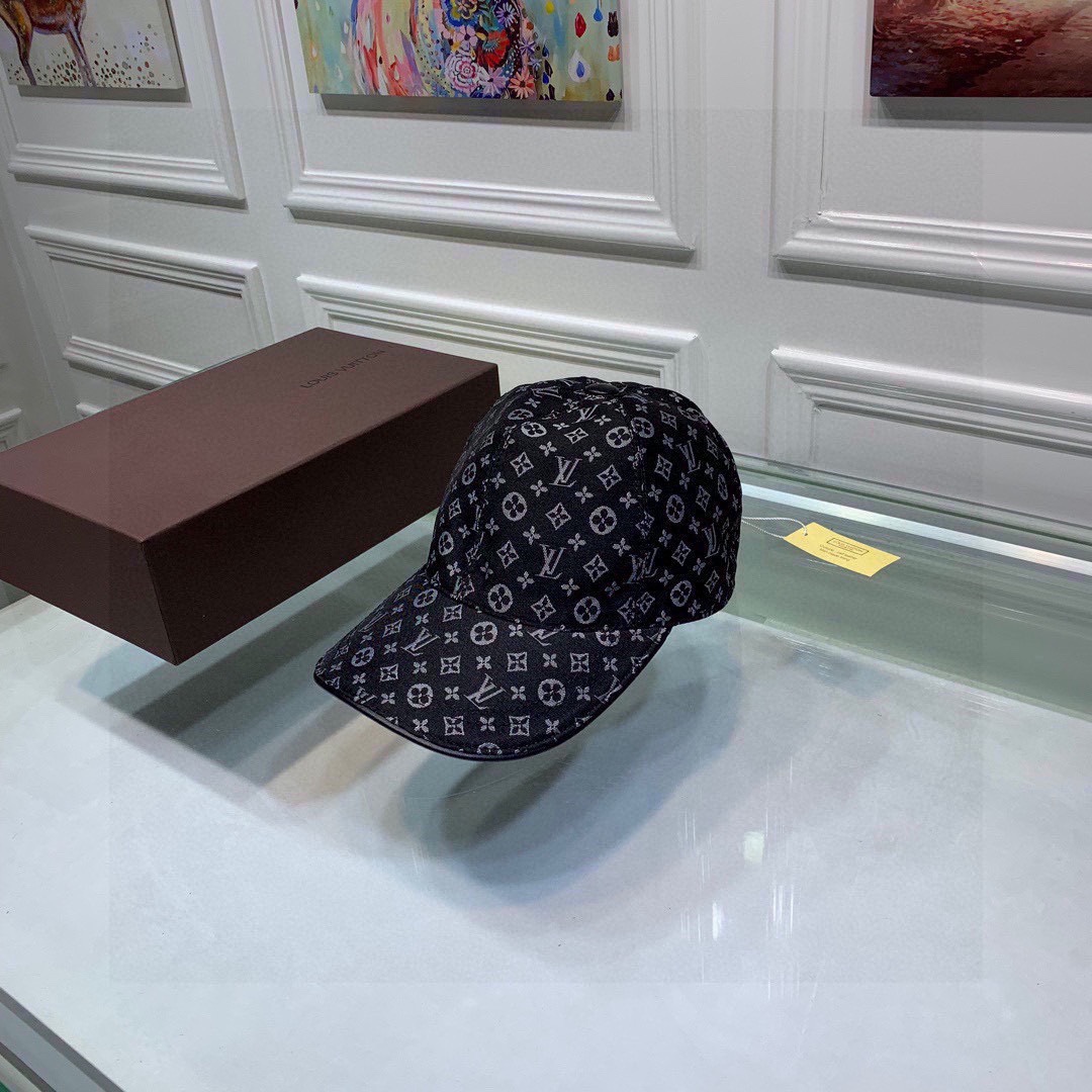 L0vis Vvtt0n Be My Cap Black LV Cap