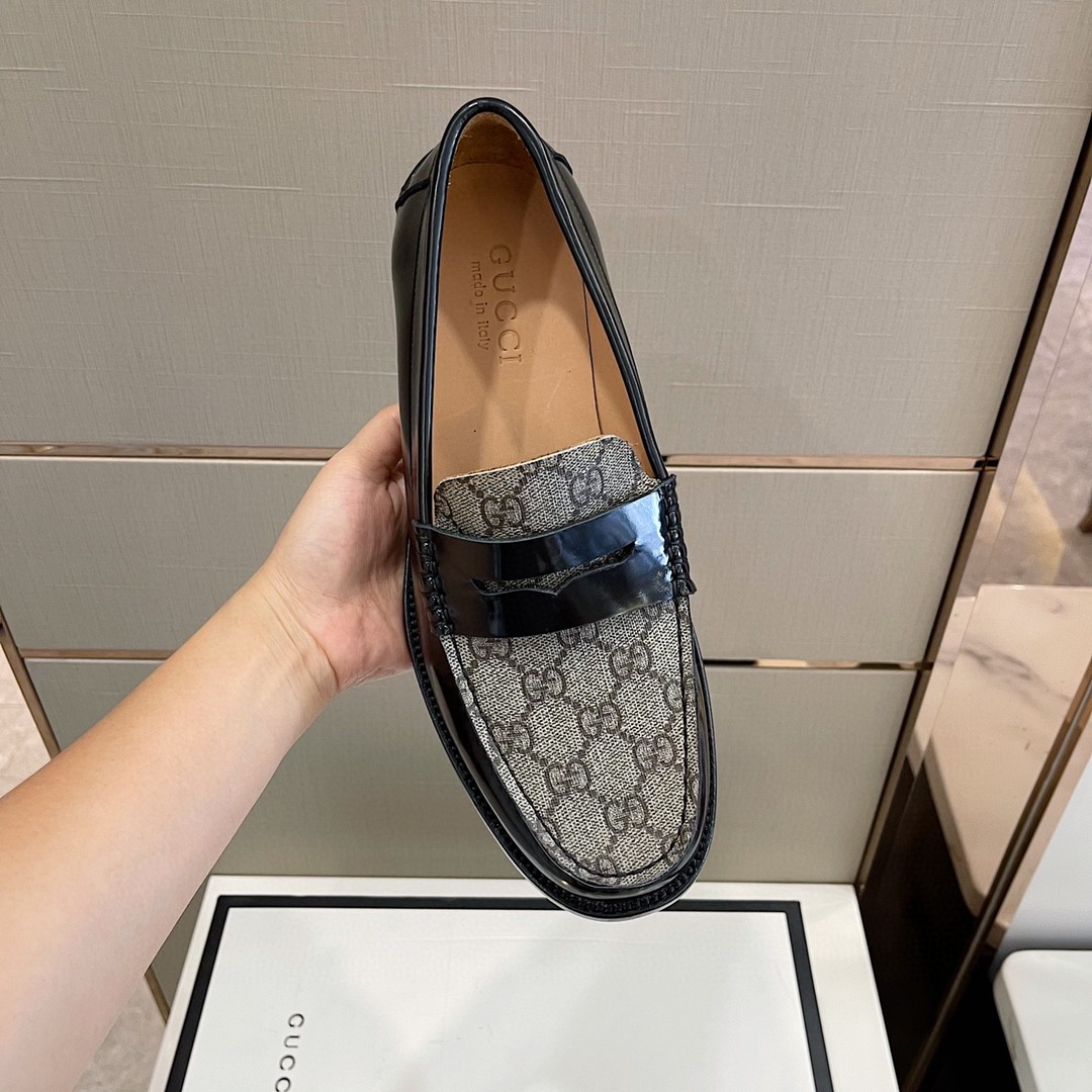 Gvc*1 Men’s GG Loafers Horsebit Black And Beige For Men 699501