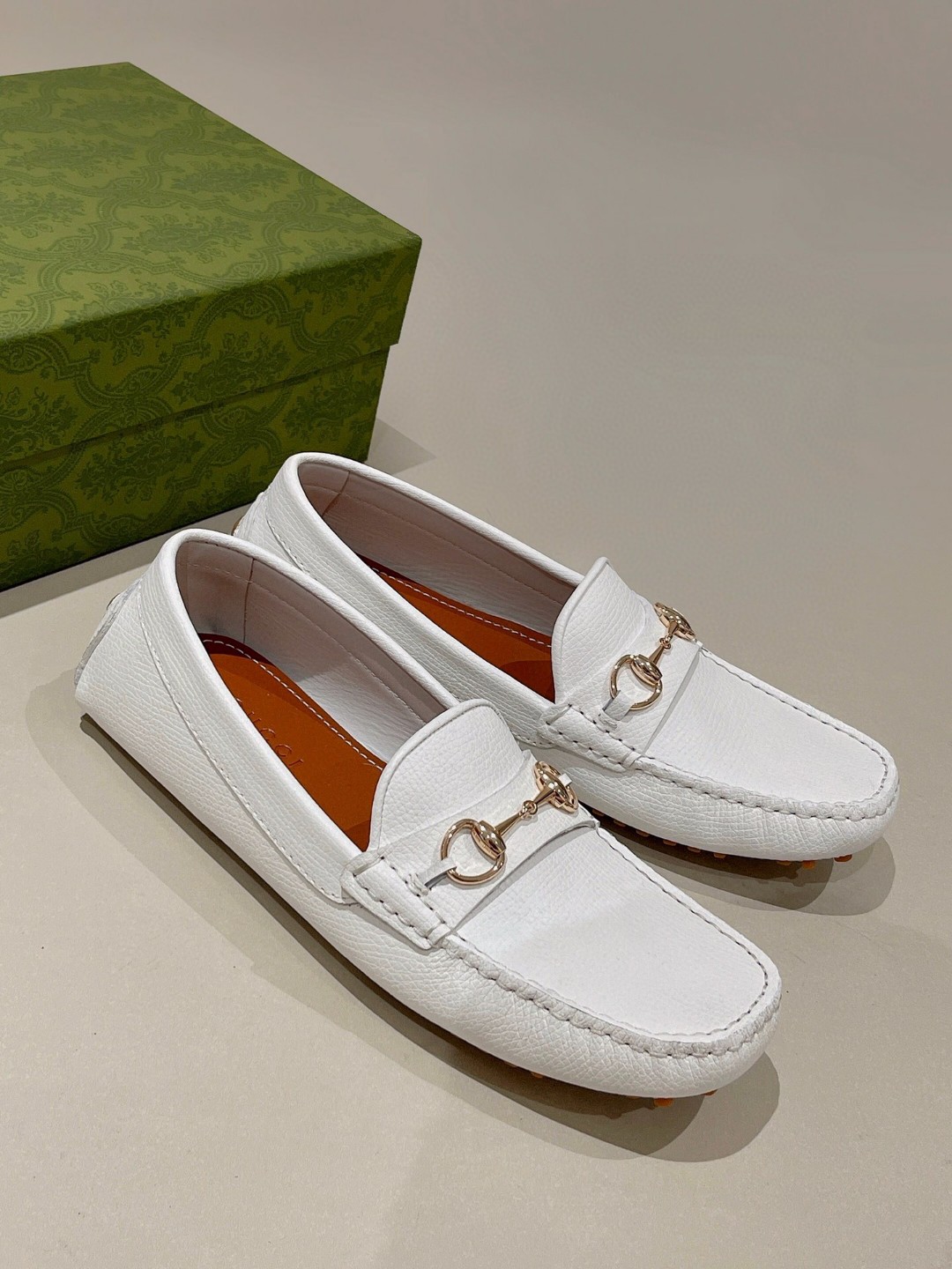 Gvc*1 Men’s Horsebit Driver White For Men 674254 UDU00 9022