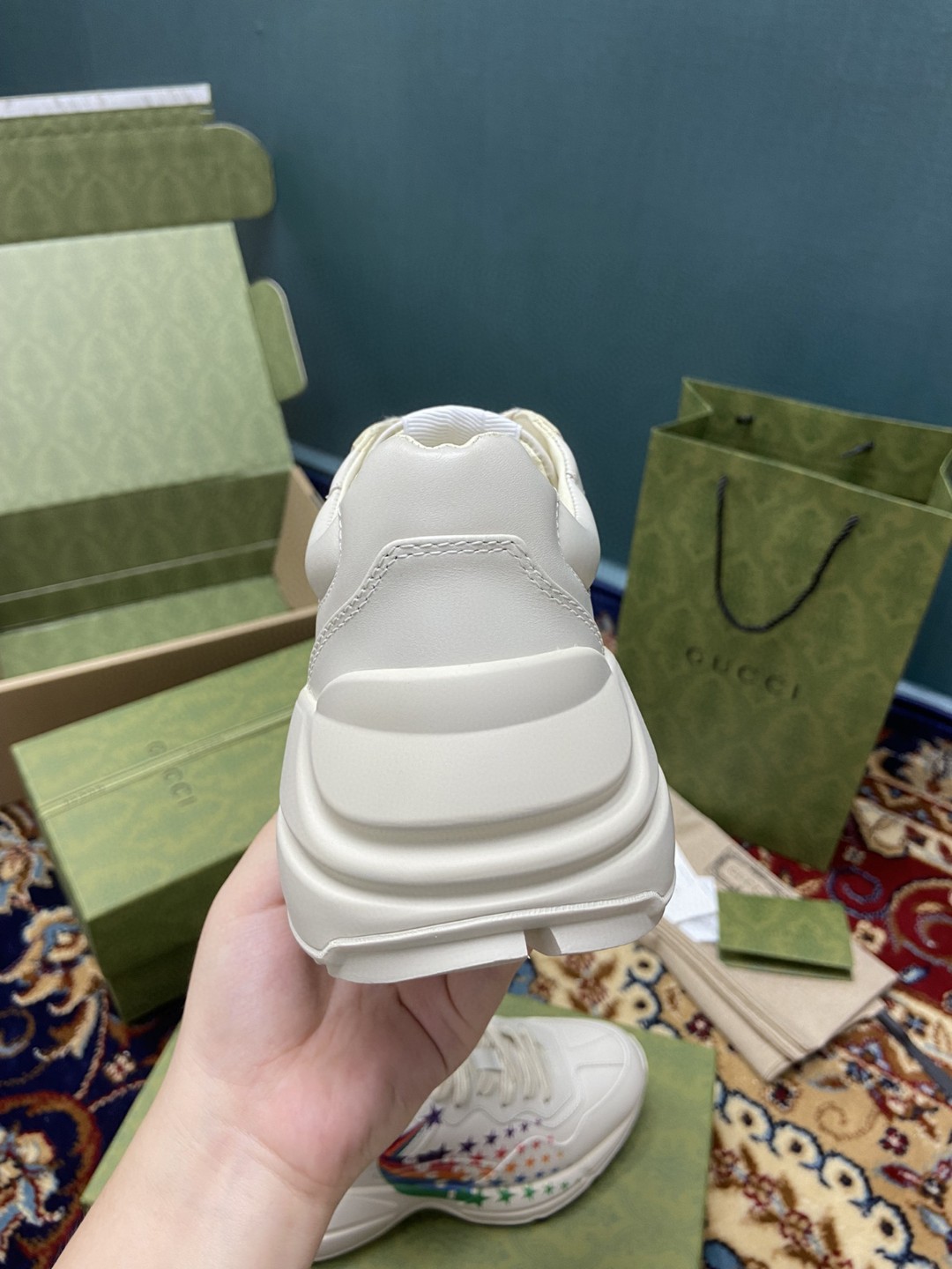 Gvc*1 Men’s Rhyton Sneakers With Gvc*1 Stars White Ivory For Men ‎684899