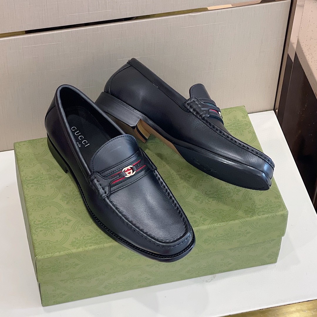 Gvc*1 Men’s Loafer With Interlocking G Black For Men 644724 17X10 1060