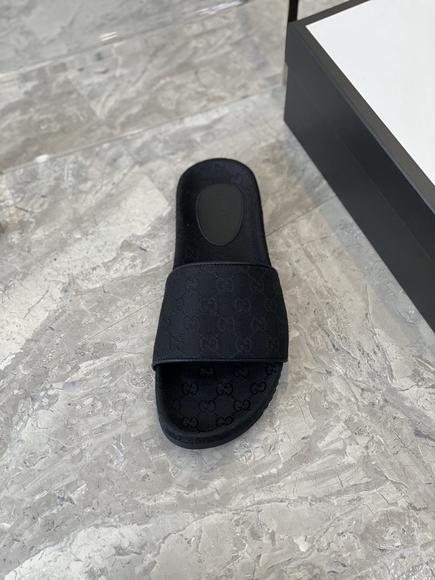 Gvc*1 Men’s GG Slide Sandals Black For Men 624695