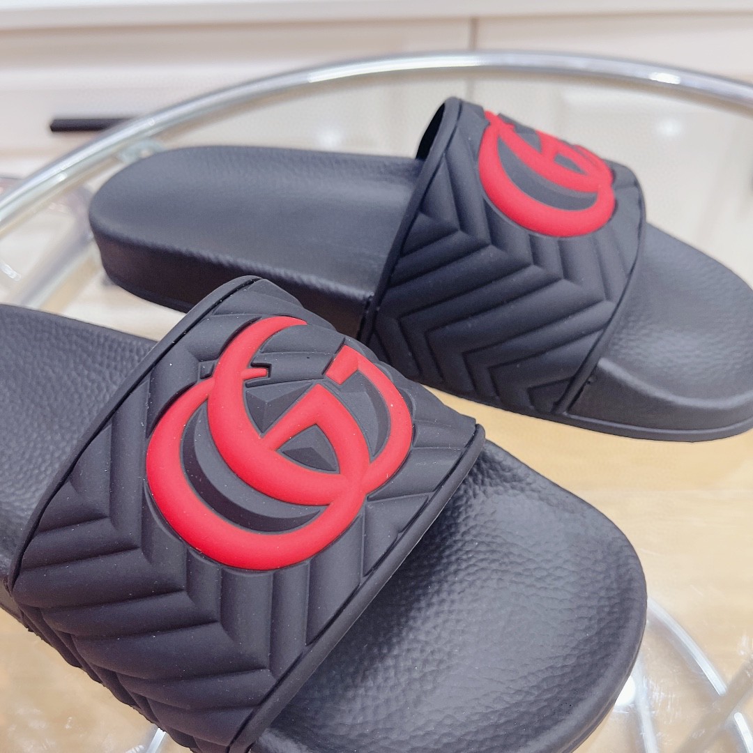 Gvc*1 Women’s Quilted GG Rubber Slide Black And Red For Women 601041