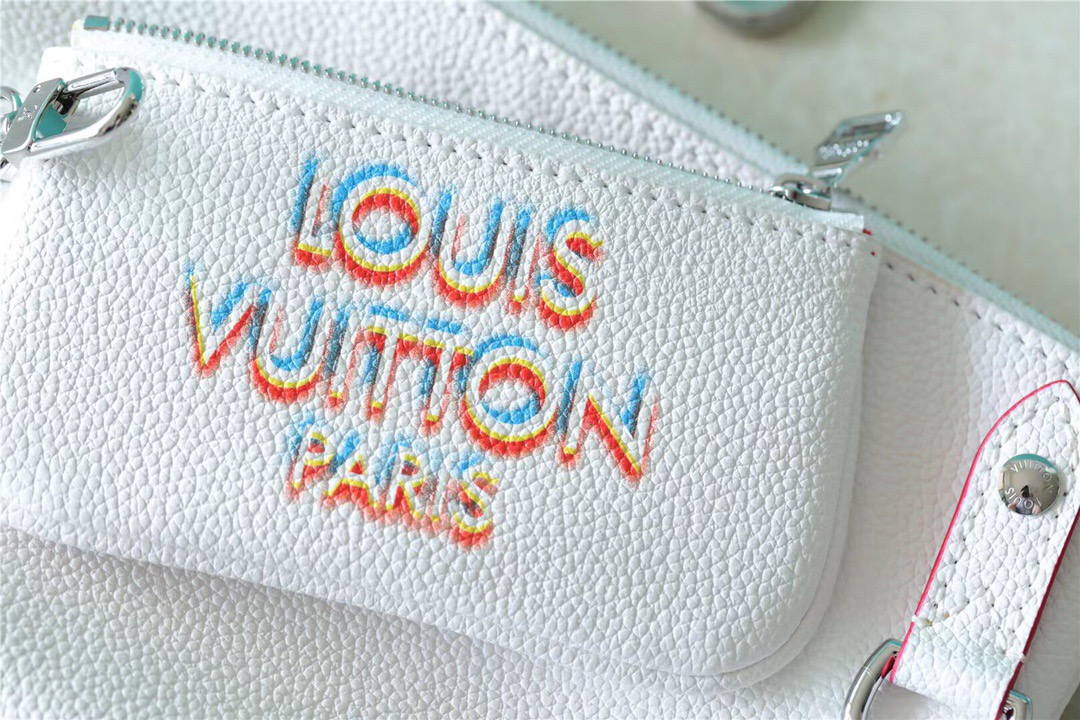 L0vis Vvtt0n Trio Messenger Damier Spray White For Men, Men’s Bags, Shoulder And Crossbody Bags 9.5in/25cm LV M20665