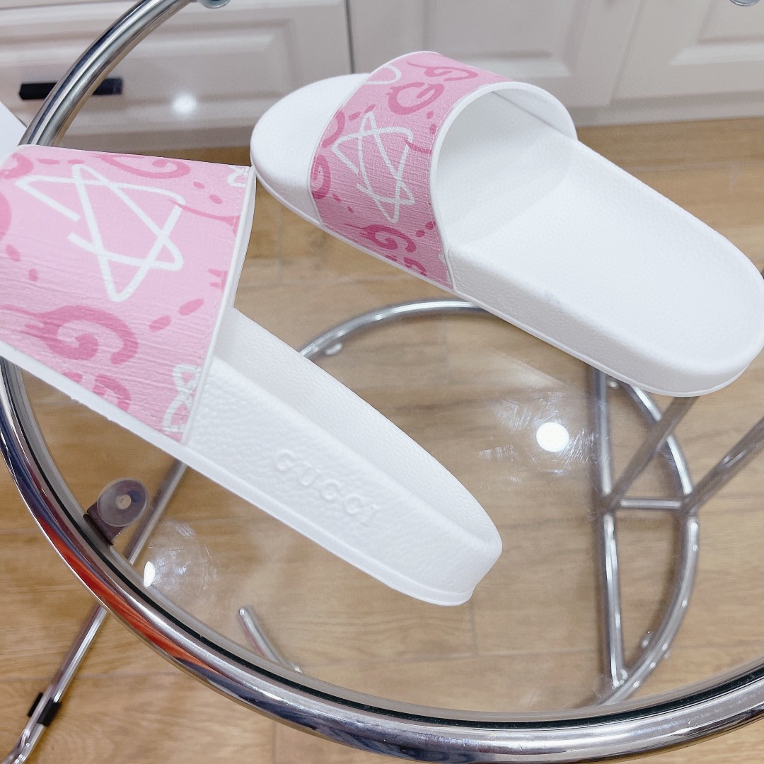 Gvc*1 Women’s GG Stars Print Slide Sandal Pink And White For Women 408508