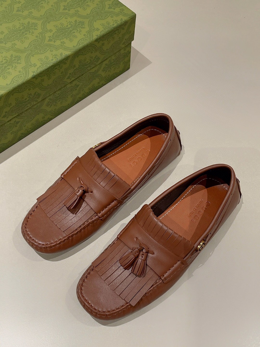 Gvc*1 Men’s Loafer With Driver Interlocking G Brown For Men 624699