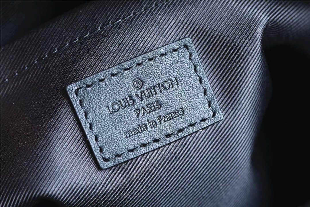 L0vis Vvtt0n S-Lock Messenger Monogram Macassar By Virgil Abloh’s Blue For Men, Men’s Bags, Shoulder And Crossbody Bags 8.7in/22cm LV