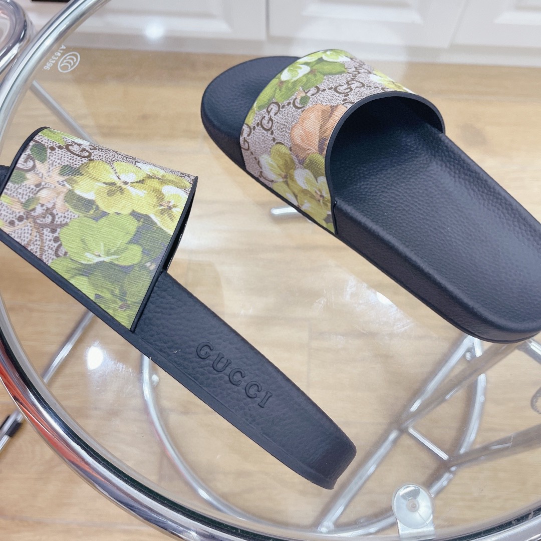 Gvc*1 Men’s GG Pursuit Floral Slider Green For Men 407345