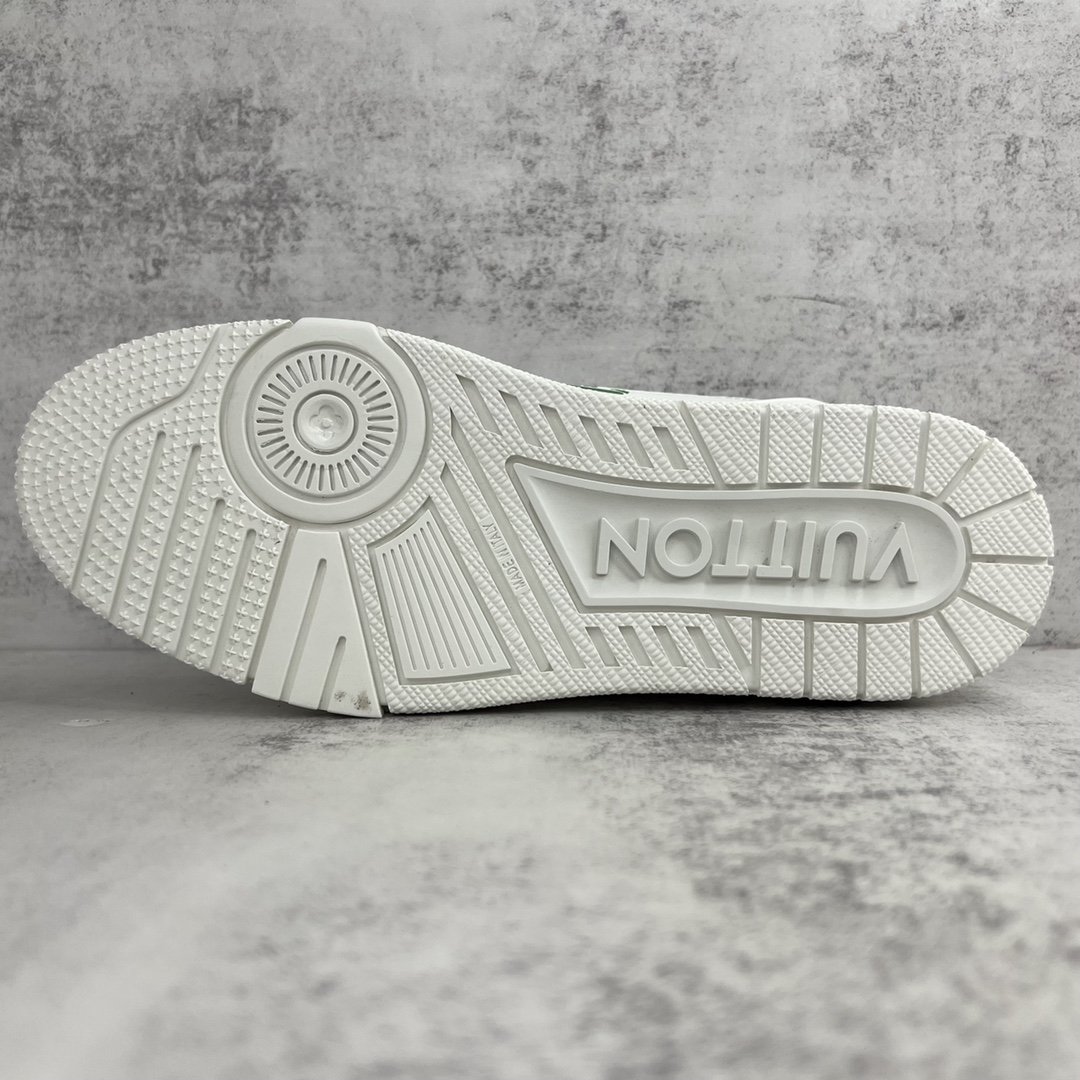 L0vis Vvtt0n Women’s LV Trainer Sneaker Black For Women LV