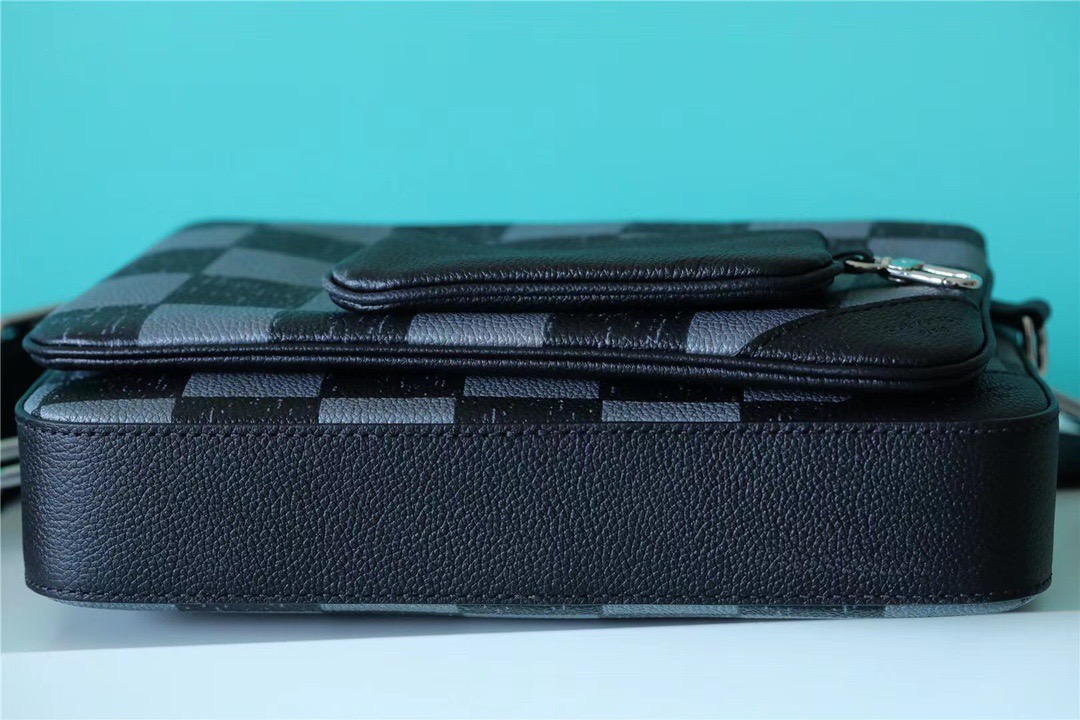 L0vis Vvtt0n Trio Messenger Damier Graphite For Men, Men’s Bags, Shoulder And Crossbody Bags 9.5in/25cm LV N80401