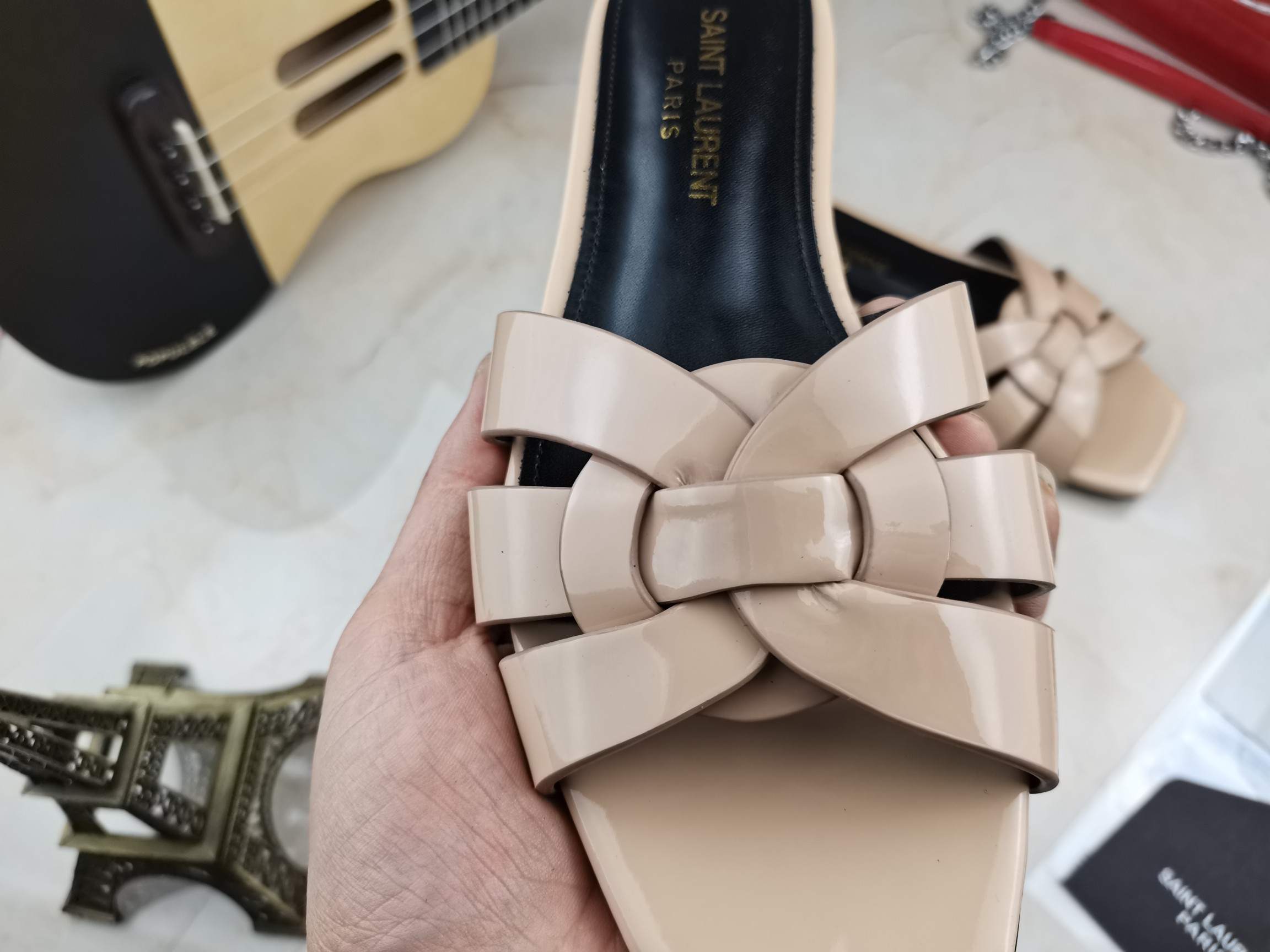 Sa1nt Lau*nt Women’s Tribute Flat Mules Beige For Women Y51 571952B8I009935