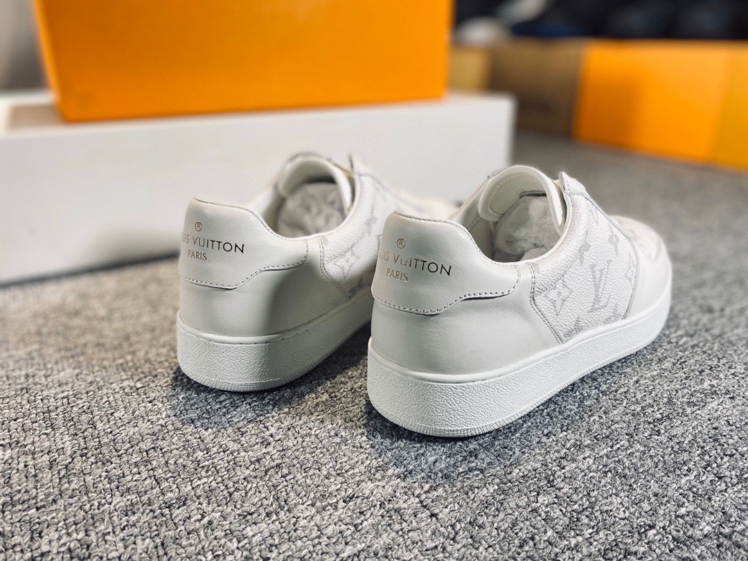 L0vis Vvtt0n Rivoli Sneaker White For Men LV