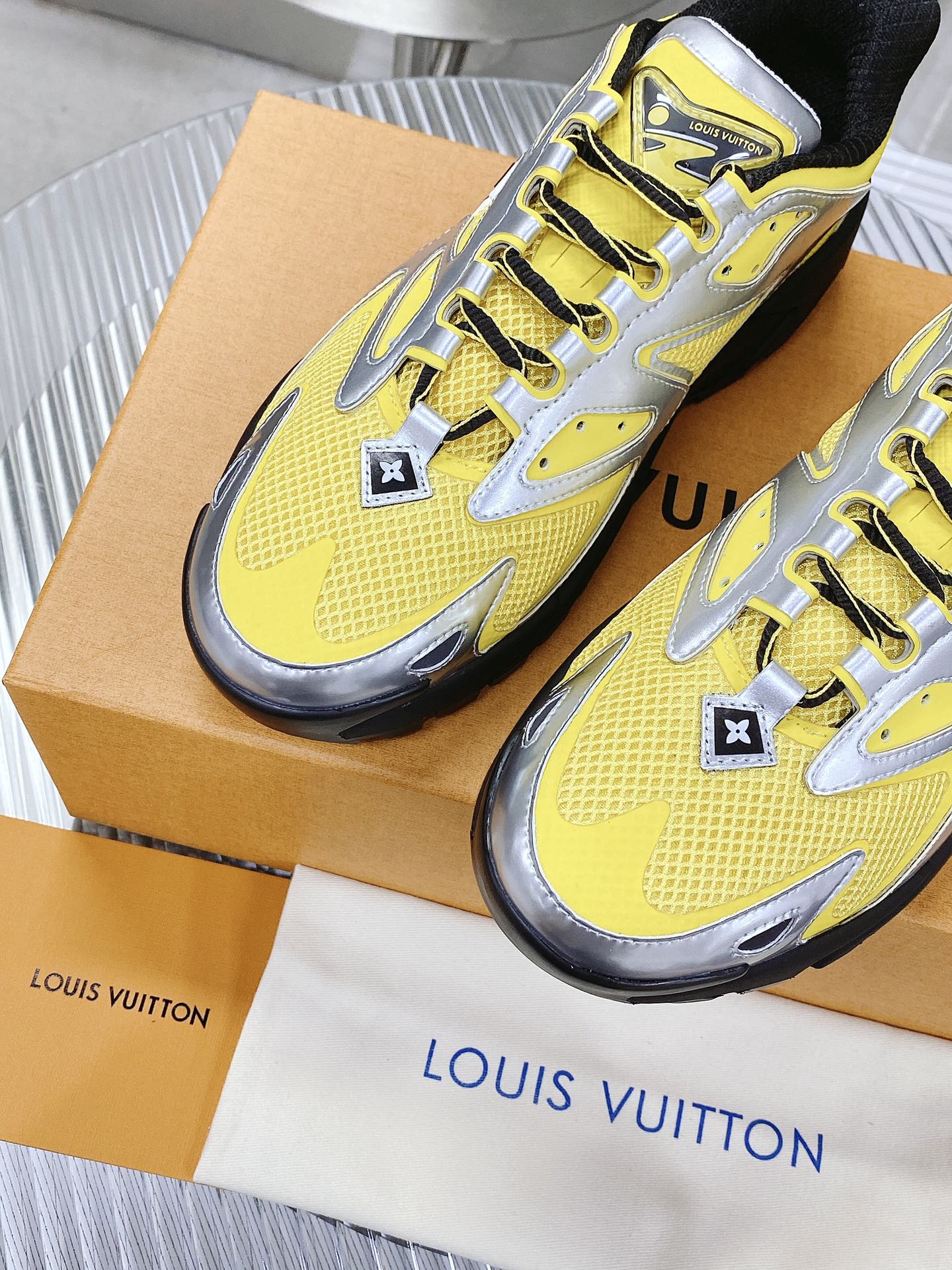 L0vis Vuittion LV Runner Tatic Sneaker Yellow For Men LV 1AA3A8