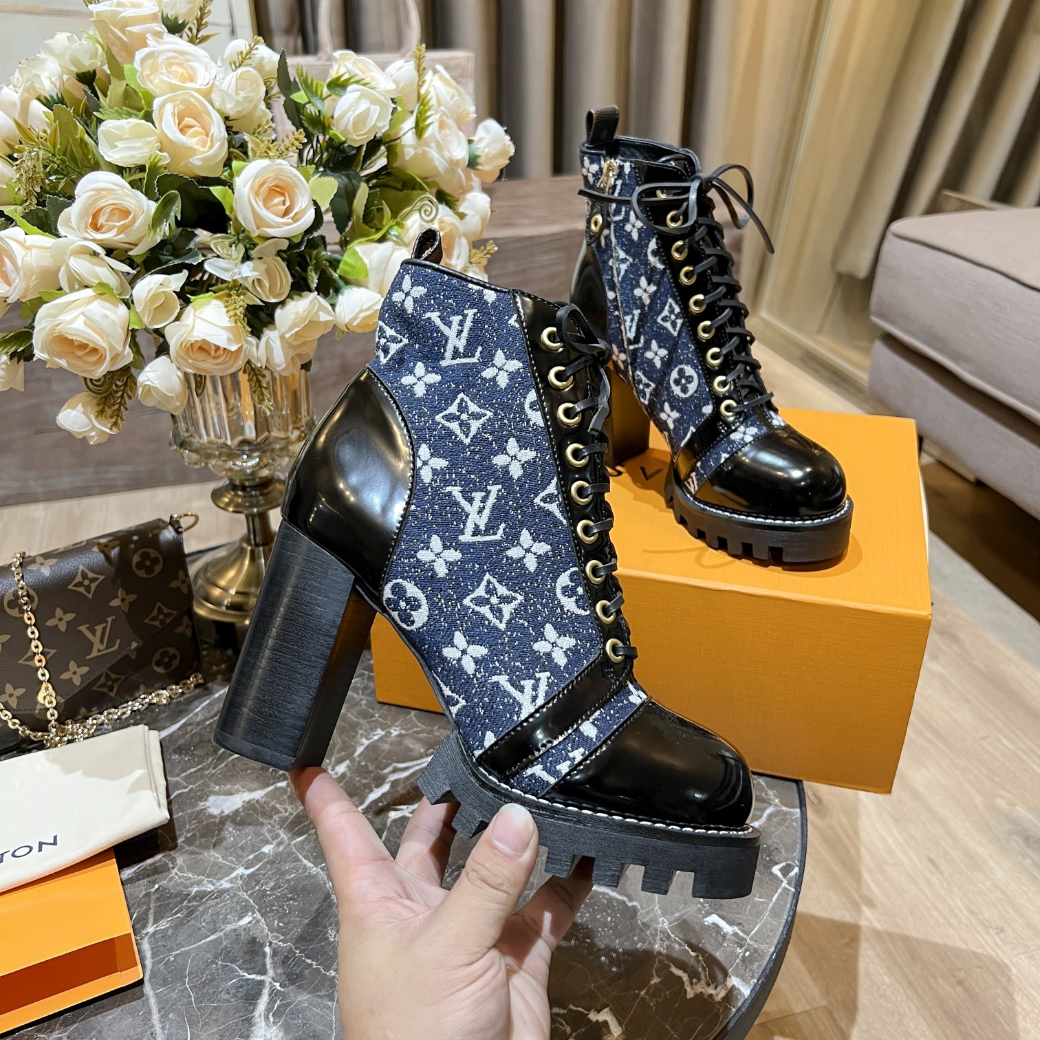 L0vis Vvtt0n Women’s Star Trail Ankle Boots Blue For Women LV