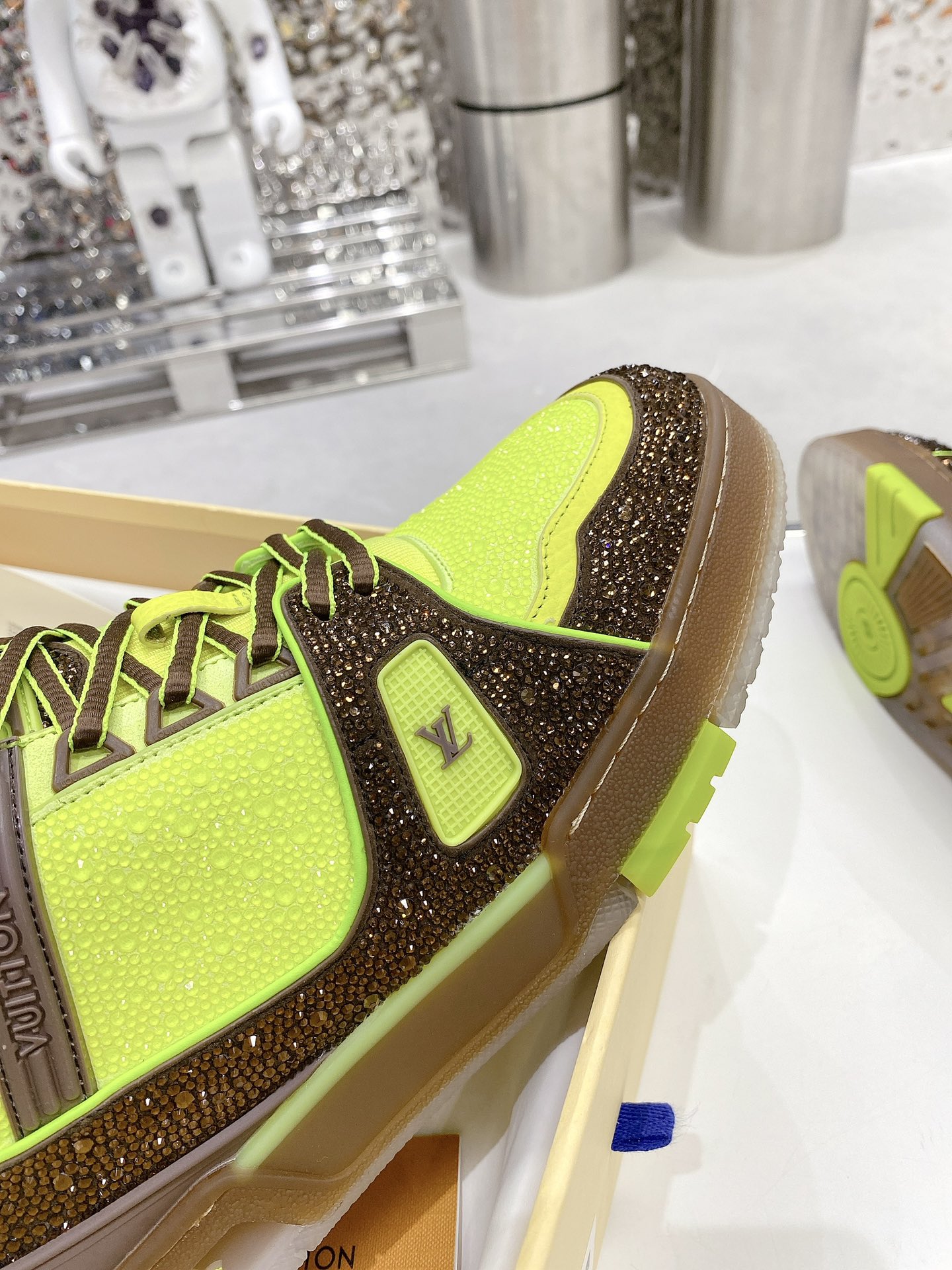 L0vis Vvtt0n Women’s LV Trainers Yellow For Women LV