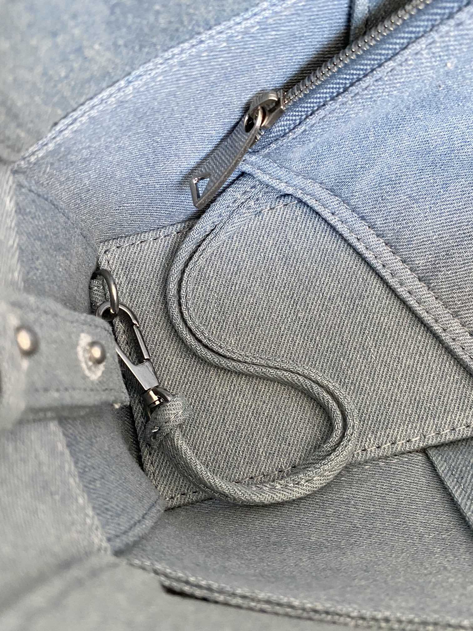 B0tt*ga Ven*ta Mini Arco Tote Bag Grey, For Women, Women’s Bags 9.8in/25cm