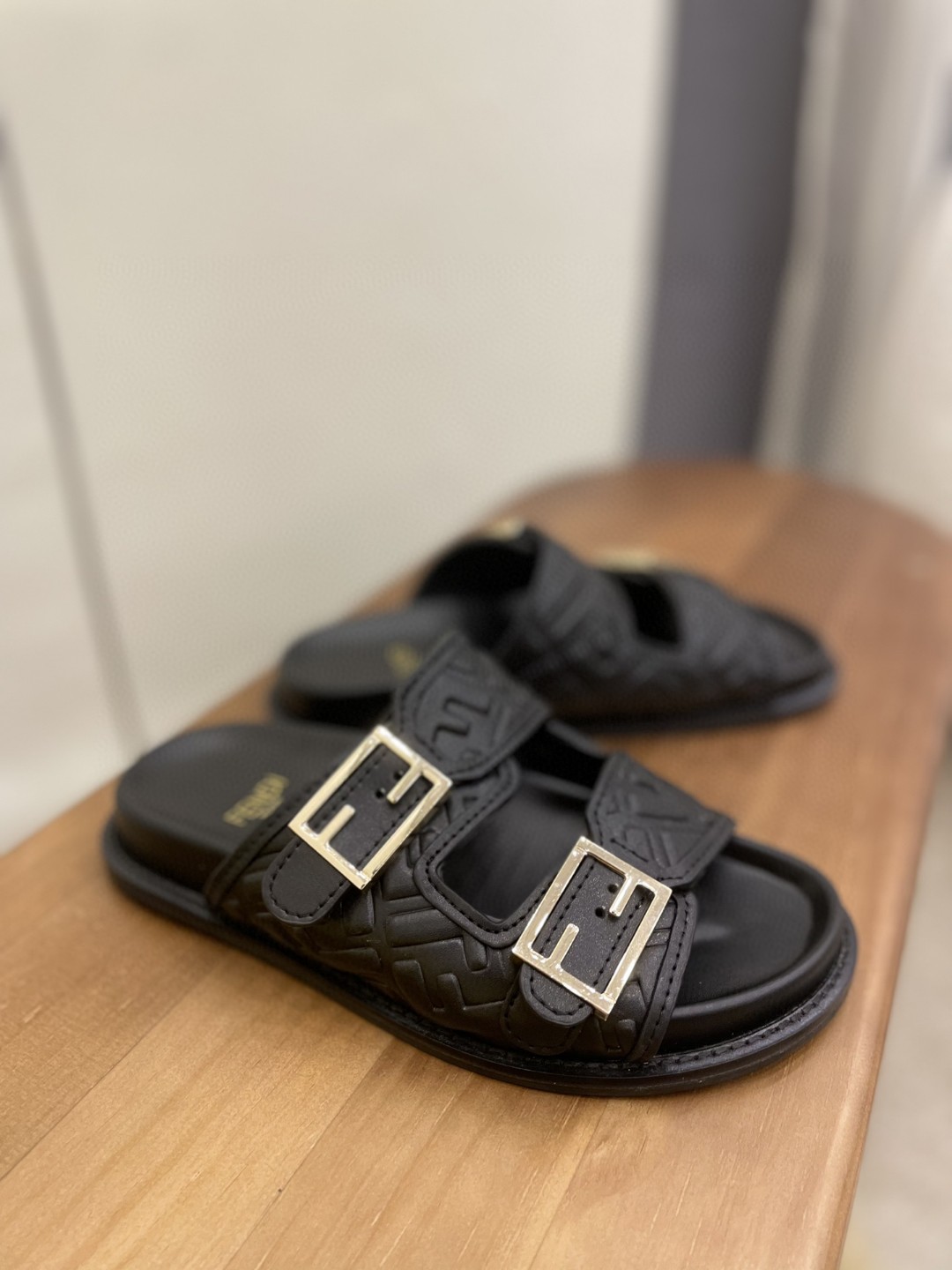 F**di Feel Slides Black For Women