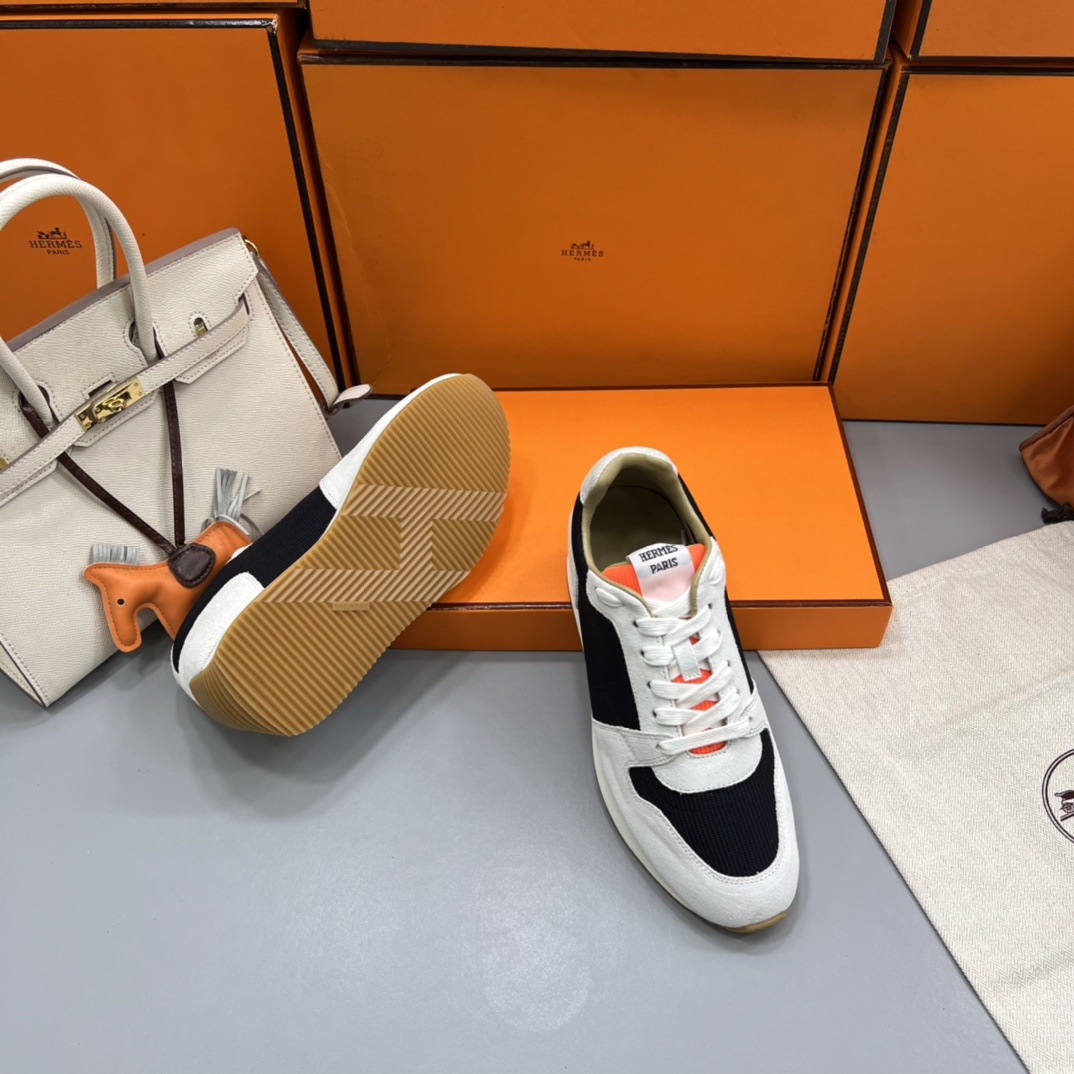 H**me5 Escape Trainers Black For Men