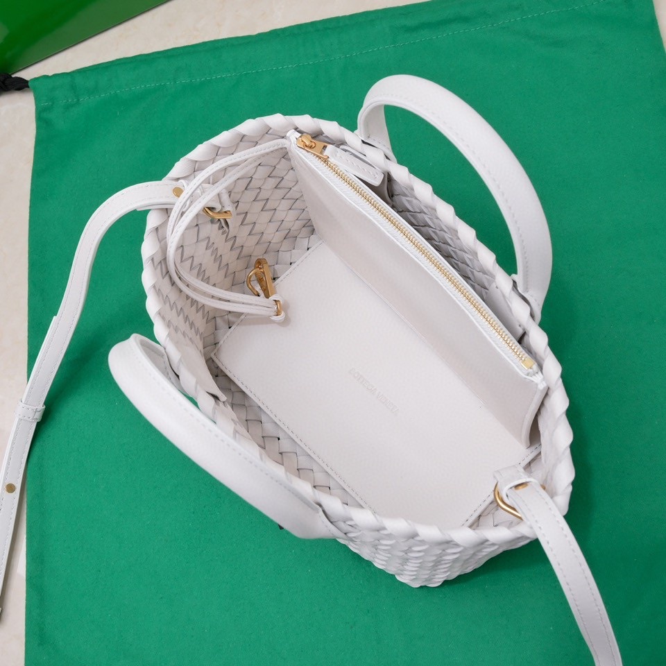 B0tt*ga Ven*ta Mini Cabat White, For Women, Women’s Bags 7.9in/20cm 709464V1OW19009