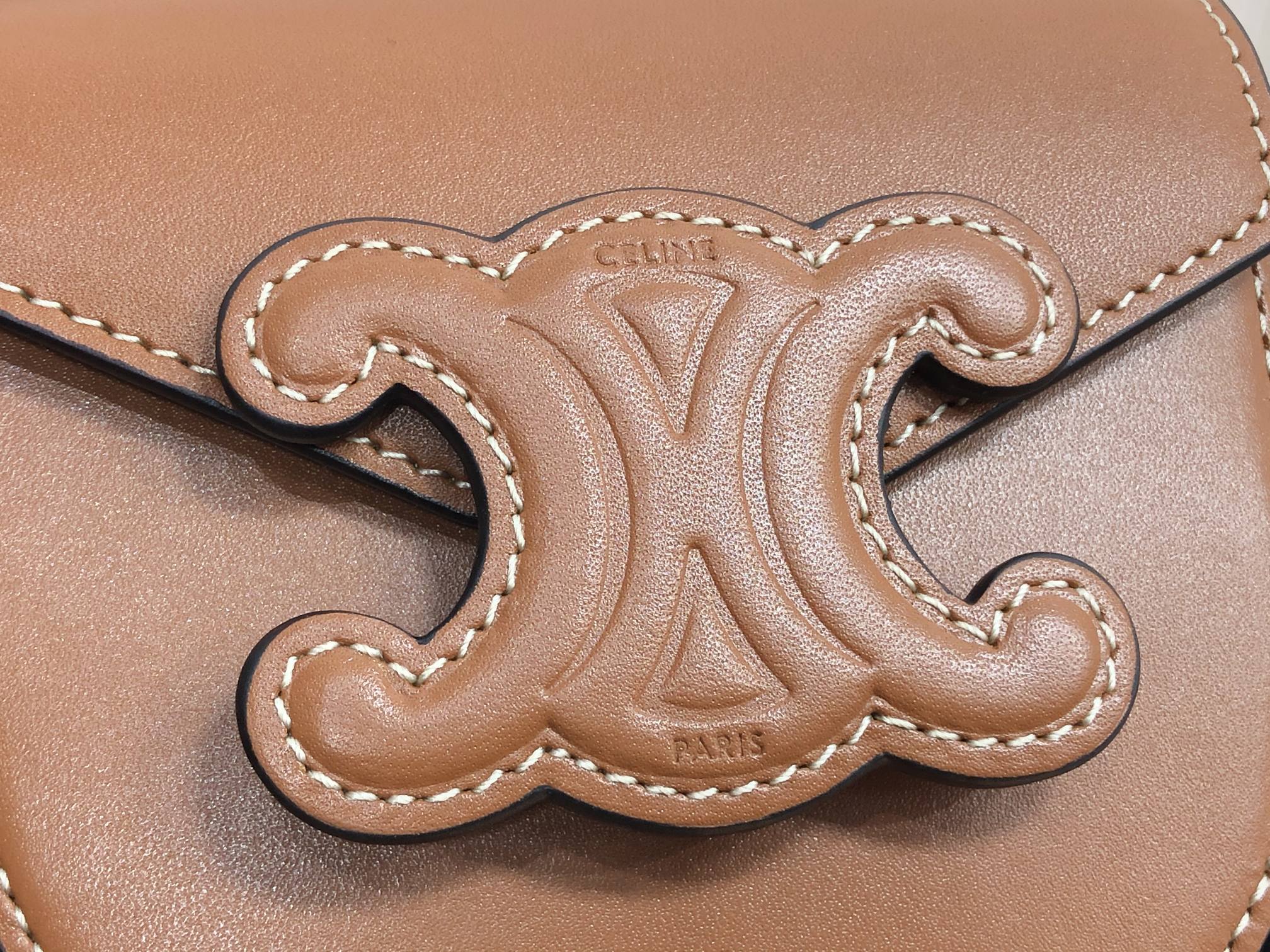 Ce1i*e Mini Besace Cuir Triomphe Brown For Women 4in/11cm 10J303DPQ.04LU