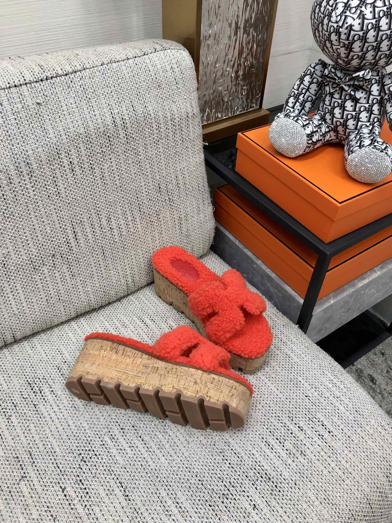 H**me5 Figari Sandal Red For Women