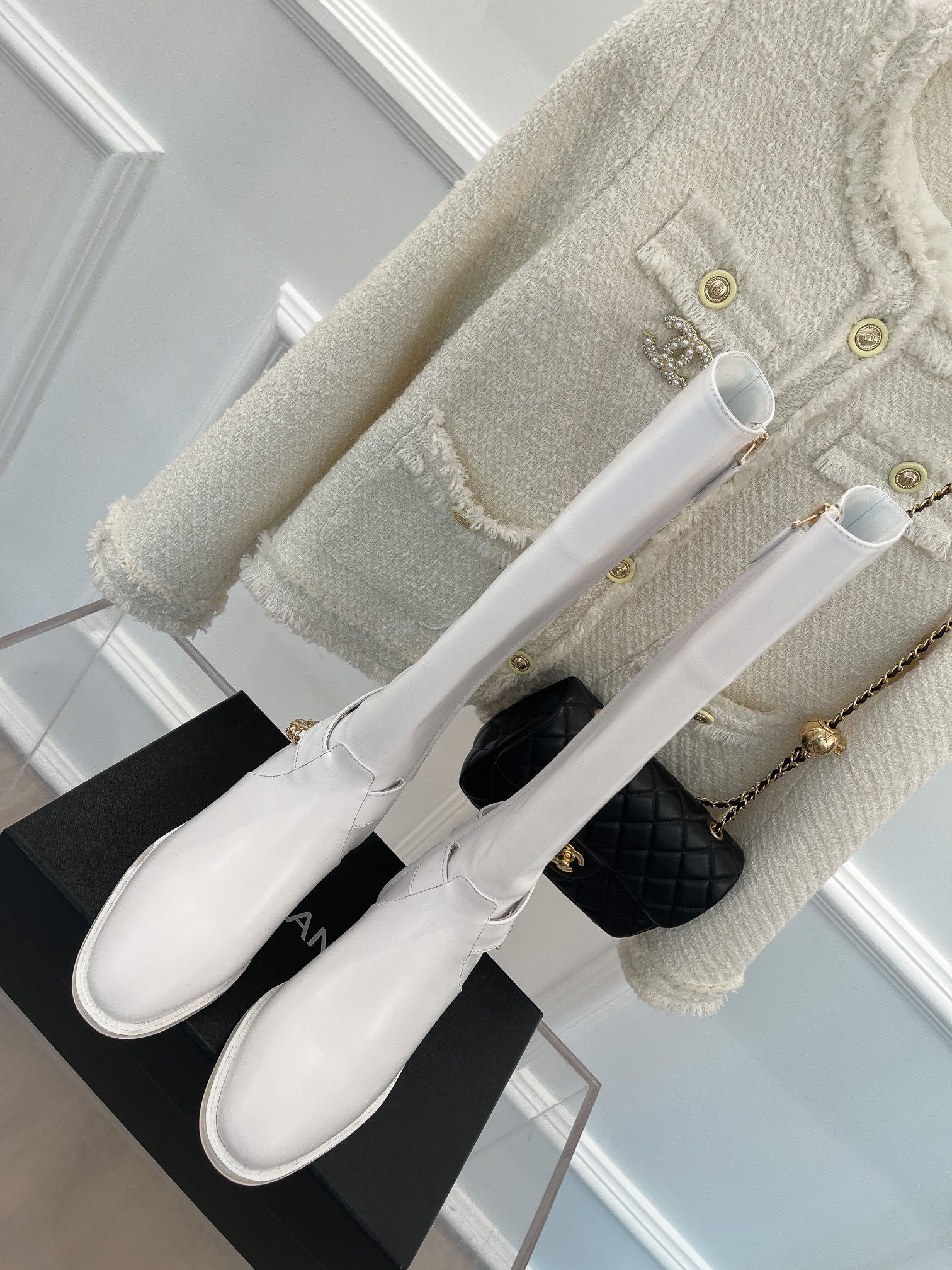 Ch**el Women’s Ankle Boots With Chain White For Women 1.5in/4cm