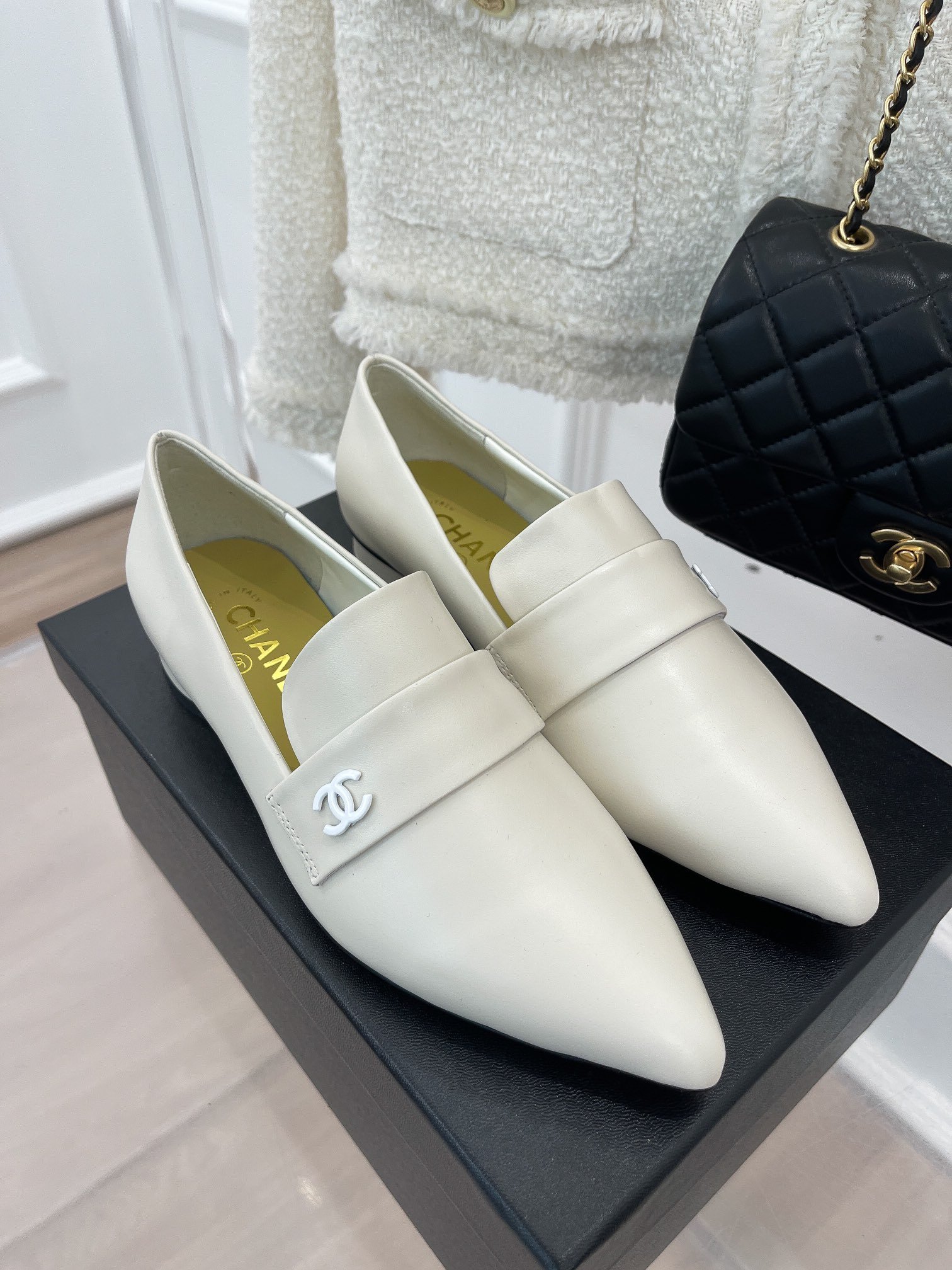 Ch**el Women’s Loafer With Logo White For Women