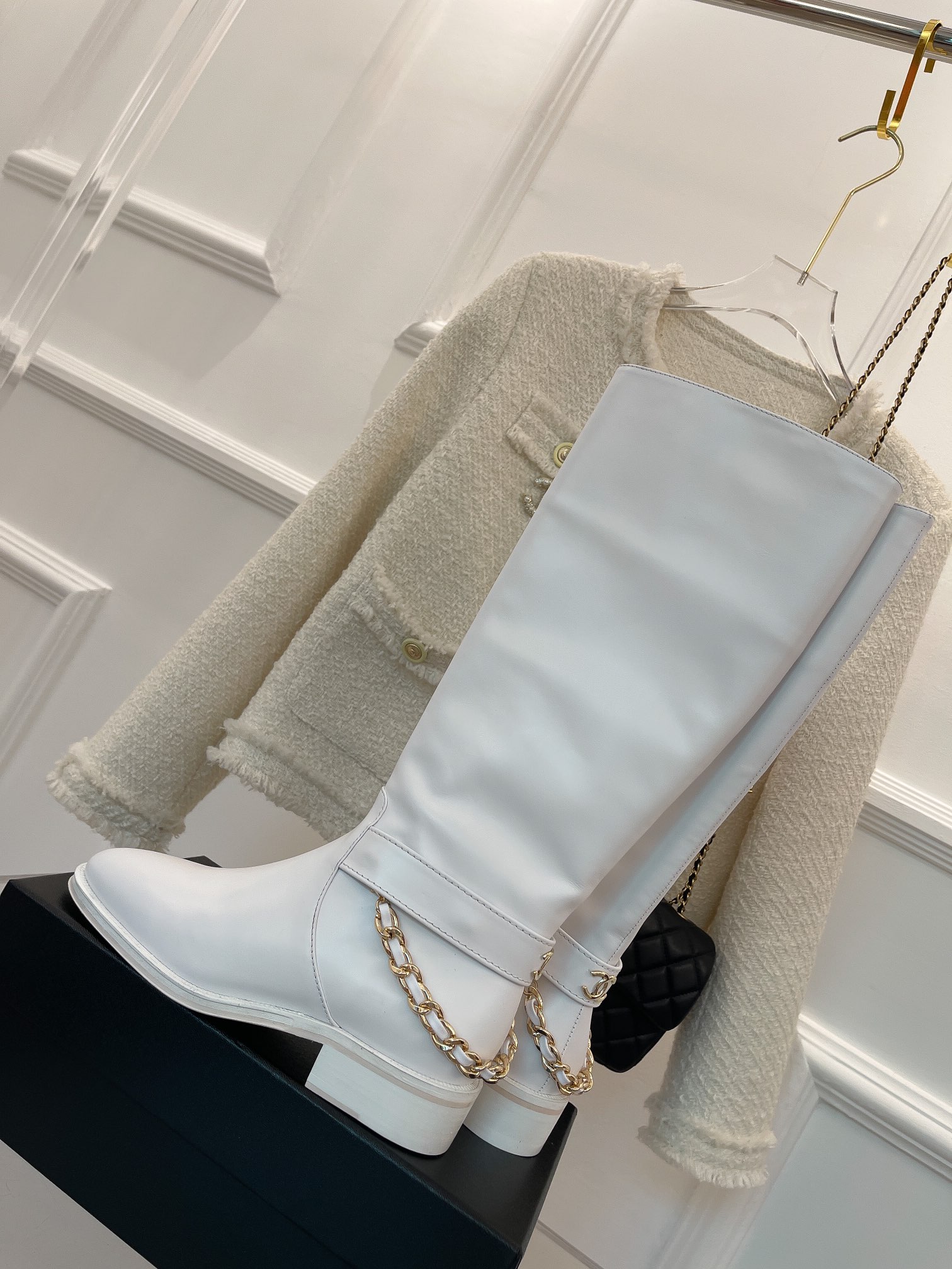 Ch**el Women’s Ankle Boots With Chain White For Women 1.5in/4cm