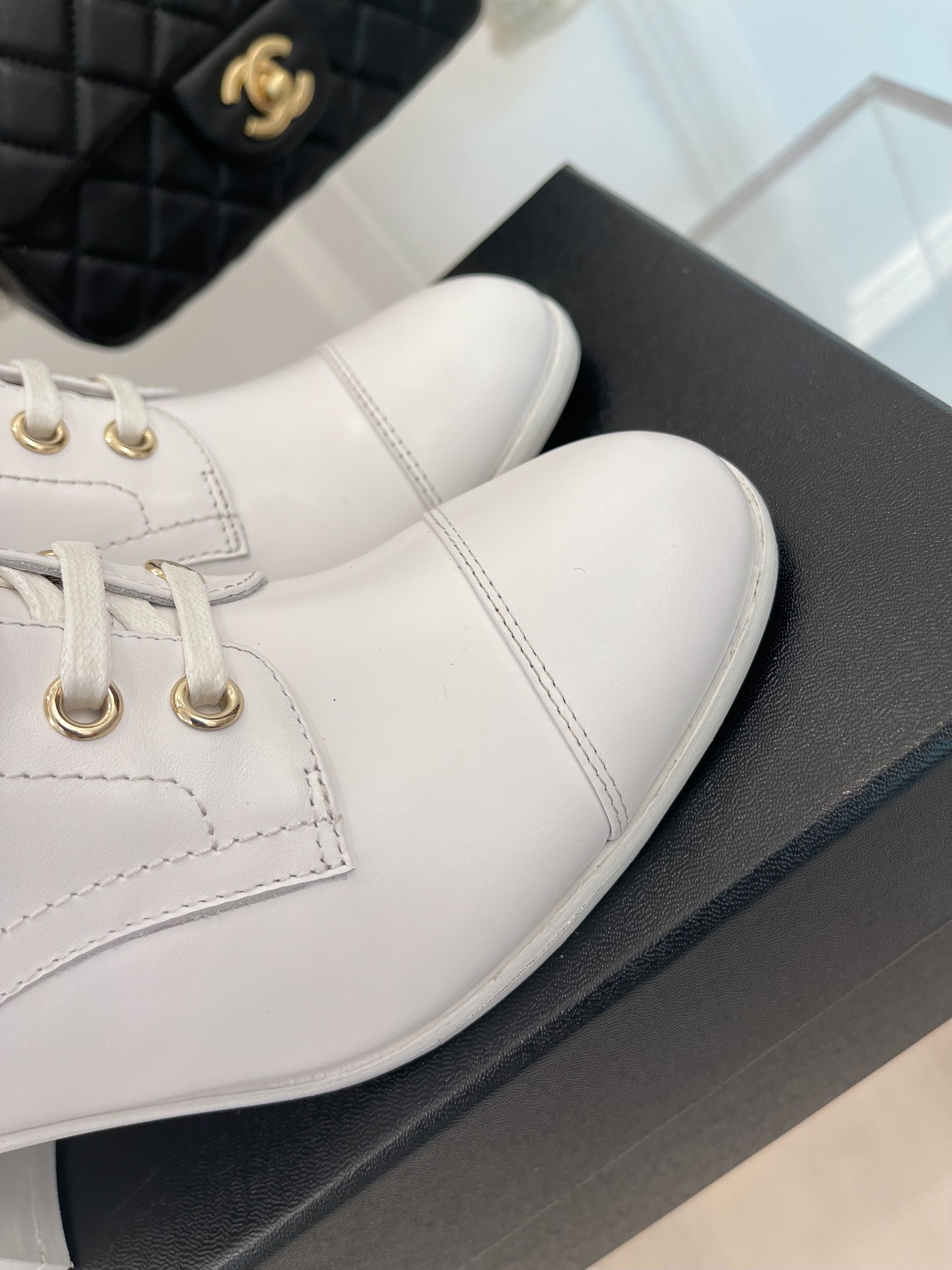 Ch**el Women’s Lace-Up With Chain White For Women 3.7in/9.5cm